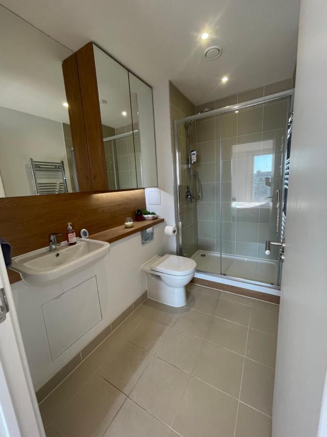 Bright Spacious En-Suite Room W/ London Views - 8Min From London Bridge! Exterior foto